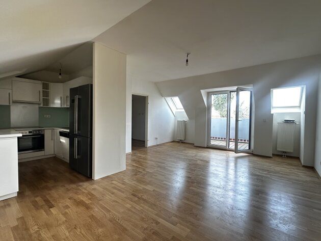 3-Zimmer mit Balkon & Stellplatz – zentrale Kurstadt-Lage mitten in Baden